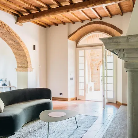 Country house Podere Fignano, Holiday Home - Apartments Fully Renovated 2024
