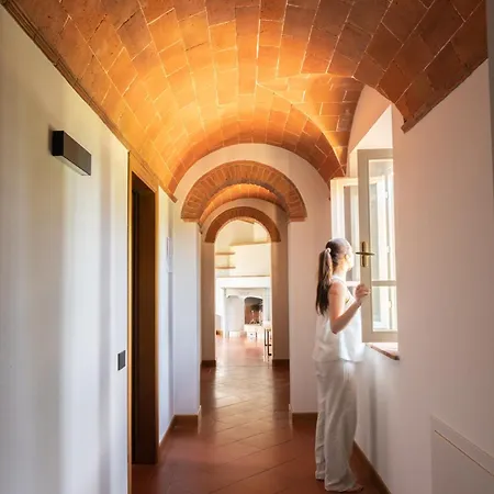 Podere Fignano, Holiday Home - Apartments Fully Renovated 2024 Country house
