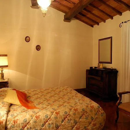 Gospodarstwo wiejskie Podere Fignano, Holiday Home - Apartments Fully Renovated 2024