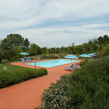 Podere Fignano, Holiday Home - Apartments Fully Renovated 2024 Gospodarstwo wiejskie